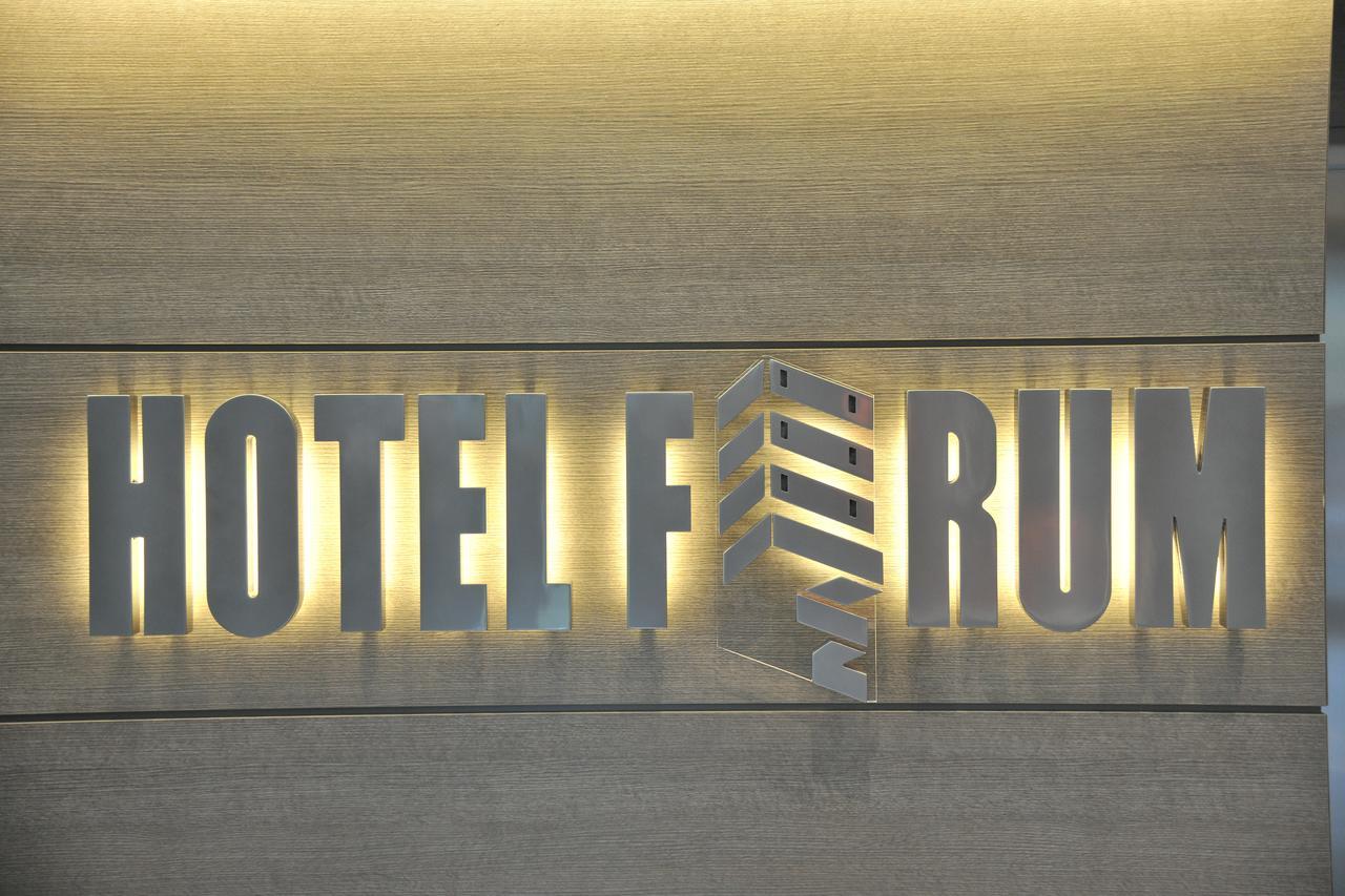 Hotel Forum Baranzate Buitenkant foto